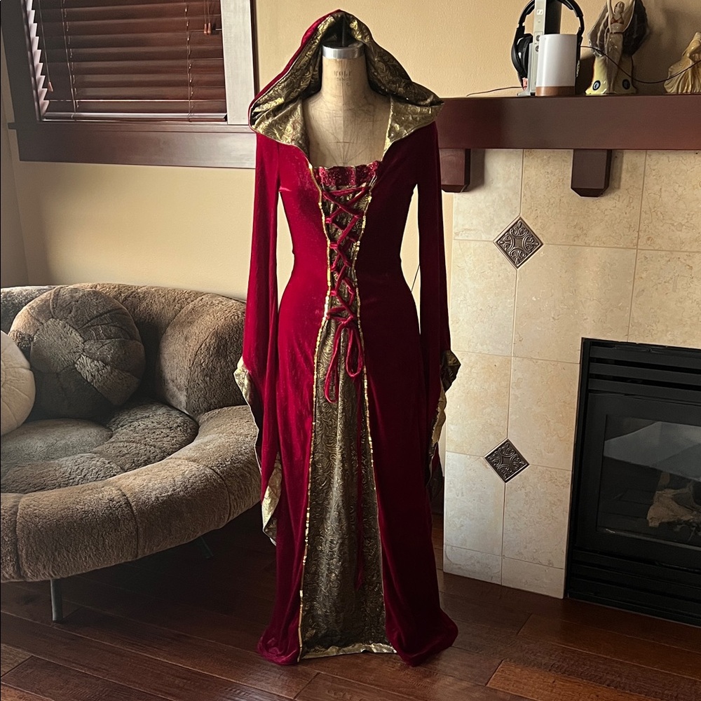 Sexy Renaissance hooded Halloween Gown